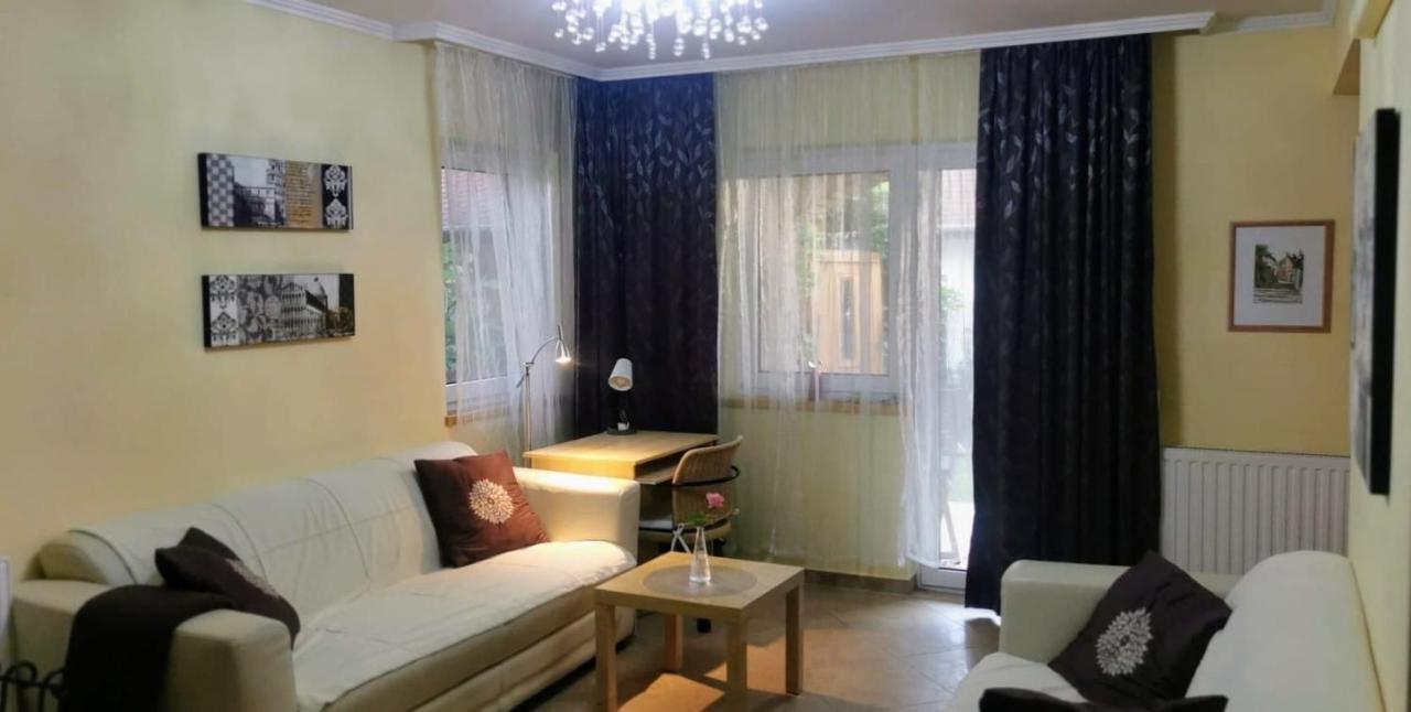 Mediterrania Apartment Keszthely Buitenkant foto