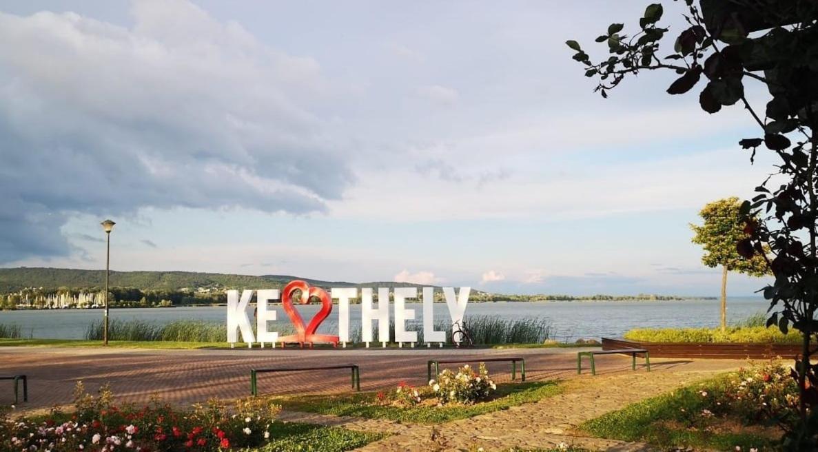 Mediterrania Apartment Keszthely Buitenkant foto