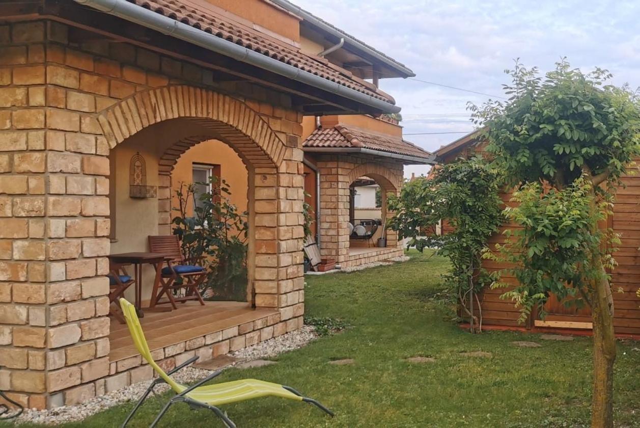 Mediterrania Apartment Keszthely Buitenkant foto