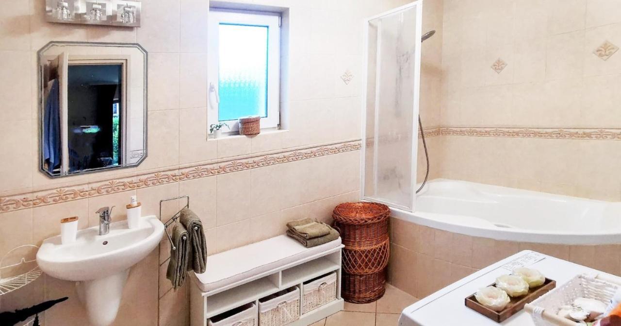 Mediterrania Apartment Keszthely Buitenkant foto